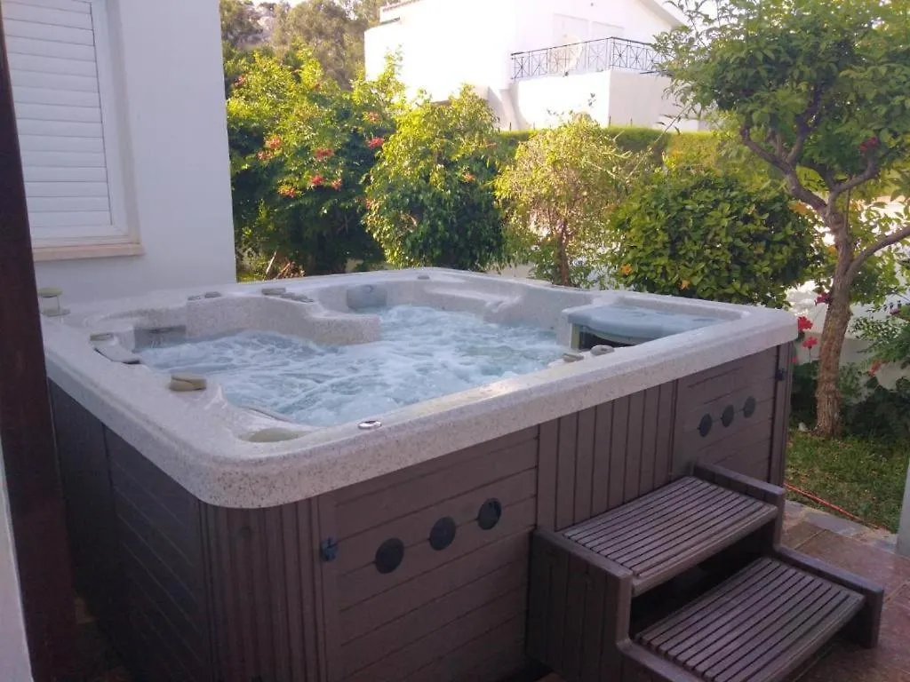 Protaras Fig Tree Bay Villa With Sea View &Jacuzzi